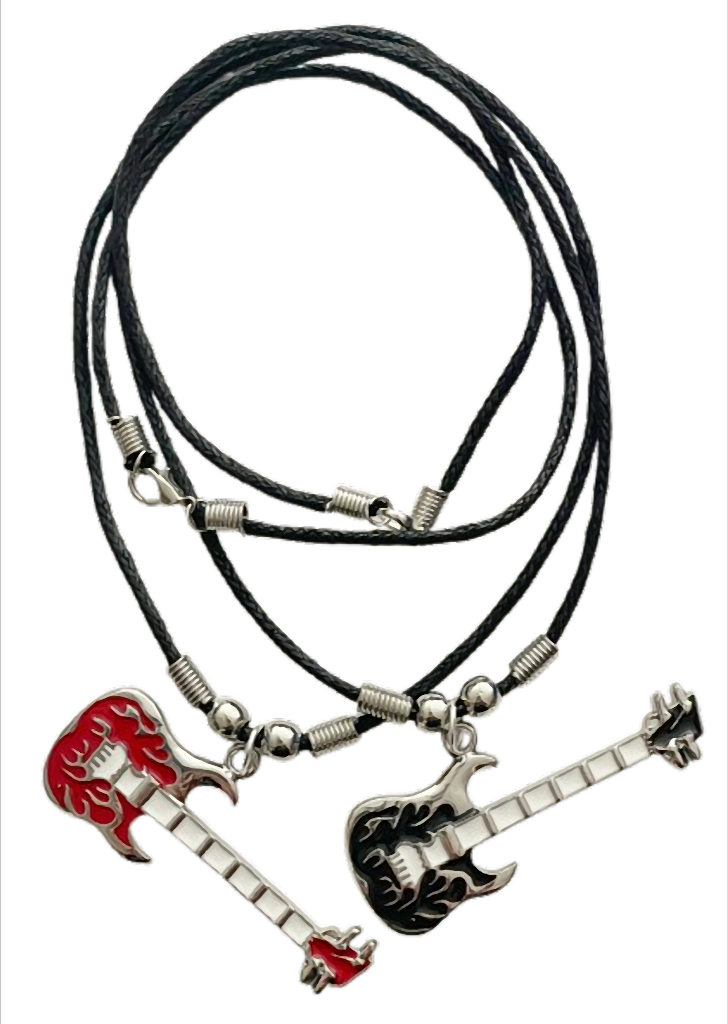 Halskette mit Gitarren Anhänger – Baumwoll Wachsband 48 cm