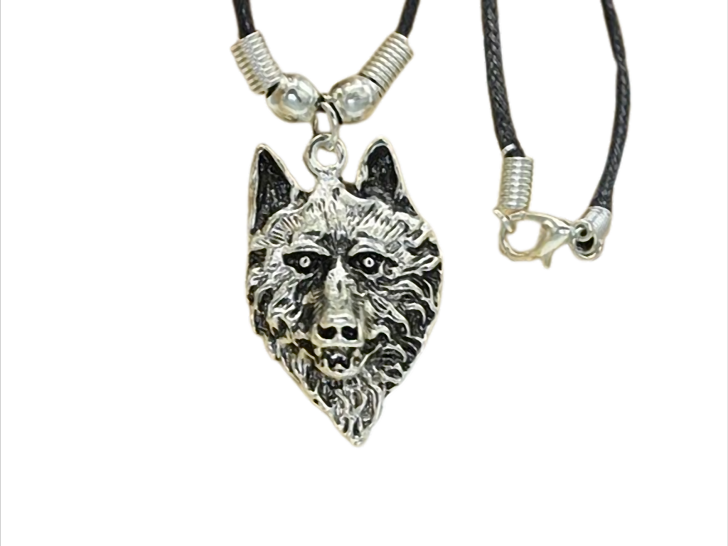 Kette mit Wolfskopf-Anhänger am Wachsband – 38 cm