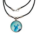 Arctic Wolf Cabochon Halskette Wolf Anhänger 25 mm – Baumwollwachsband 48 cm