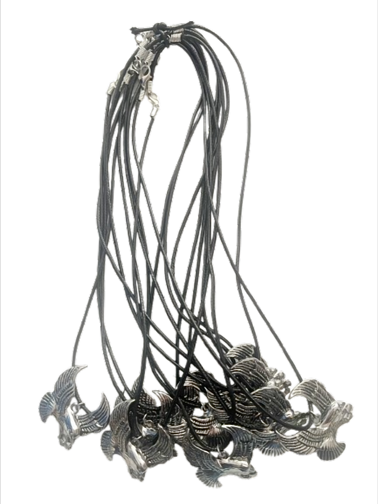 Kette mit angreifendem Adler am Wachsband – 48 cm